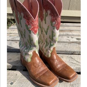 Cactus boots